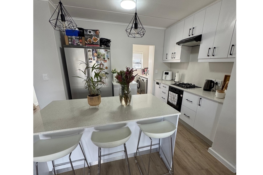 To Let 2 Bedroom Property for Rent in Groenvlei Western Cape